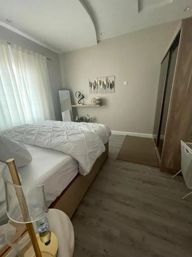 الرياض الملقا - Riyadh Almalga Apartment 0*,